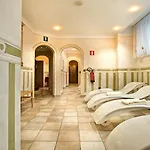 Отель B&B Garni Serena