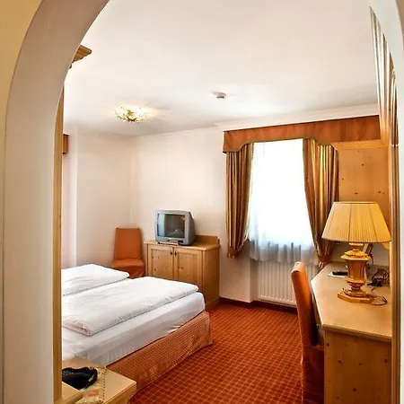 Garni Serena