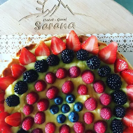 Отель B&B Garni Serena